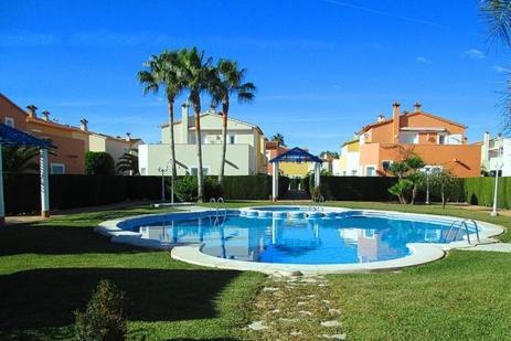 House With Garden At Oliva Nova Golf & Beach Resort Les Deveses Εξωτερικό φωτογραφία